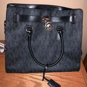 Large Michael Kors Hamilton bag